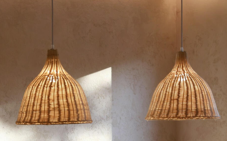 detalle de lámparas de fibras naturales en alojamiento turístico detalle de lámparas de fibras naturales en alojamiento turístico